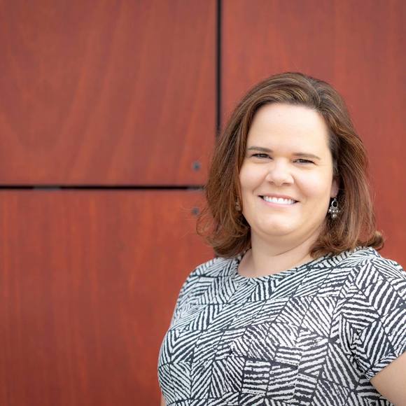 Meet your Posher, Jen - Picture 1 of 1